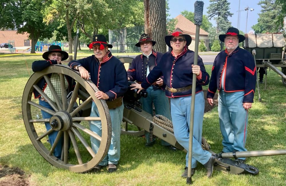 History Day and Artisan Market in Lake Zurich 